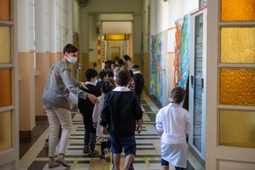 Ecoles en Europe : le présentiel reste la règle