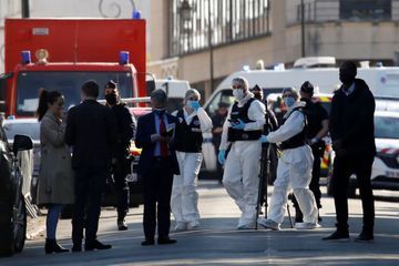 Fonctionnaire de police tuée à Rambouillet : l'enquête se poursuit