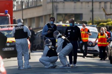 Fonctionnaire de police tuée au couteau à Rambouillet : le point sur l'attaque
