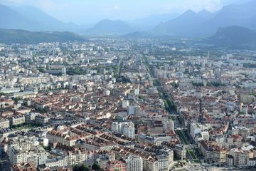Grenoble : après des vidéos choc, la police part en opération... et revient bredouille