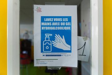 Intoxication dans une cantine, 363 élèves malades dans les Hauts-de-Seine