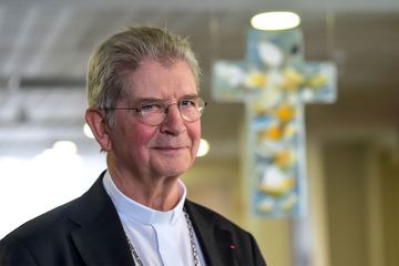 Le nouvel archevêque de Paris, Laurent Ulrich, prend ses fonctions