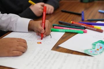 Les masques de retour en école primaire dans 39 départements