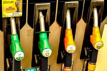 Les prix des carburants poursuivent leur repli