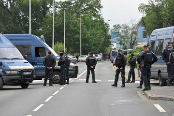 Rave illégale à Redon : un jeune perd une main, cinq gendarmes blessés