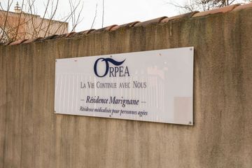 Sous pression avant sa convocation, Orpea a révoqué son patron