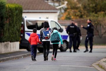 Une rentrée des classes masquée et sous haute surveillance