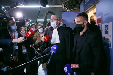 Affaire de la sextape: Valbuena déclare au tribunal "avoir eu peur pour sa carrière sportive"