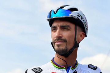 Julian Alaphilippe abandonne le Tour d'Espagne après une chute