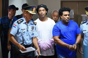 La rocambolesque détention de l'ancien footballeur Ronaldinho au Paraguay