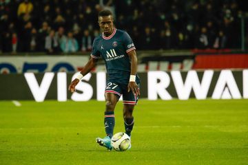 Maillot arc-en-ciel : après son refuse de le porter, le footballeur Idrissa Gueye fait polémique