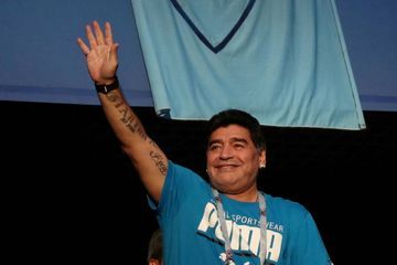 Mort de Diego Maradona : le monde du sport en deuil