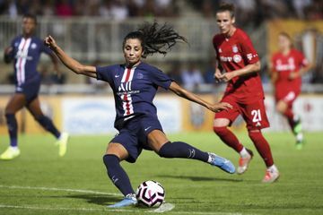 Nadia Nadim : Afghane et star du foot