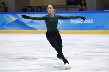 Pékin 2022 : Soupçonnée de dopage, la Russe Kamila Valieva autorisée à continuer les JO