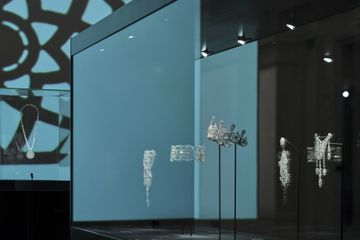 Cartier fait briller l'Islam