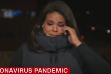 Covid-19 : Les larmes d'une journaliste américaine en direct après un reportage dans un hôpital