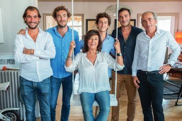 Les Kretz « offrent » un toit aux stars