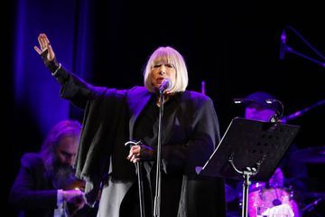 Coronavirus : Marianne Faithfull hospitalisée