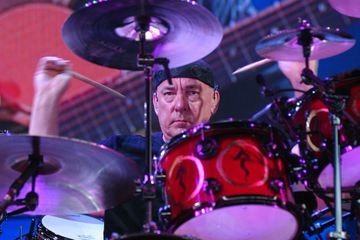 Décès de Neil Peart, batteur du célèbre groupe de rock Rush