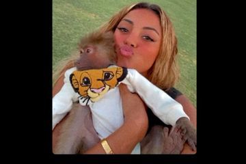 Filmée avec un singe déguisé à Dubaï, Wejdene s'attire encore les foudres des défenseurs des animaux