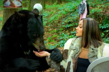 La chanteuse Wejdene dans le collimateur des associations de défense des animaux