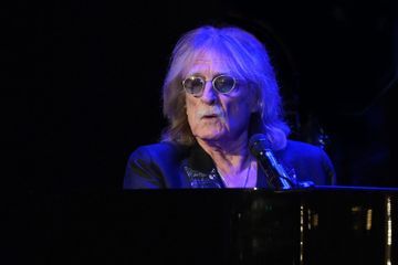 Le chanteur Christophe hospitalisé pour 