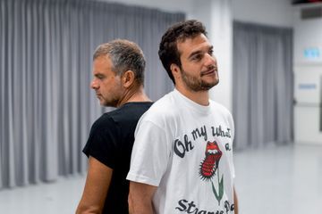 Amir, de la chanson au théâtre