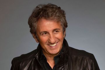 Richard Anconina, débutant à 68 ans
