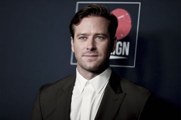 Accusé de viol, accro à la drogue... Armie Hammer entre en cure de désintoxication