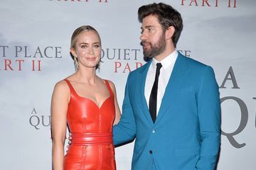 Emily Blunt complice avec son mari John Krasinski sur le tapis rouge