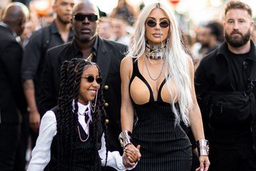 Kim Kardashian et sa fille North, looks coordonnés chez Jean Paul Gaultier