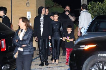 Kourtney Kardashian et Travis Barker, sortie familiale