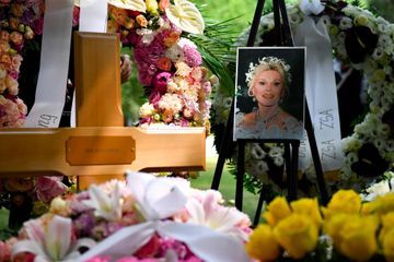 Les cendres de Zsa Zsa Gabor enfin enterrées en Hongrie, 5 ans après sa mort