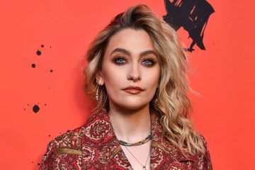 «On donne ça comme des bonbons» : Paris Jackson met en garde contre les médicaments addictifs