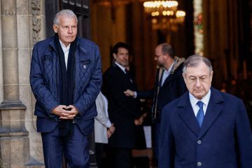 Pour PPDA, l'heure est à la contre-attaque