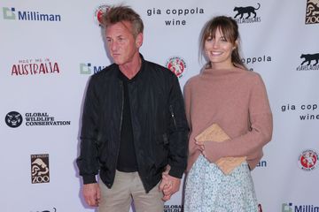 Sean Penn de sortie avec sa jeune compagne, Leila George