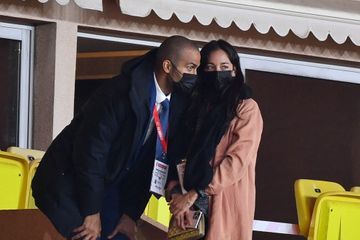 Tony Parker et Alizé Lim complices en tribunes à Monaco