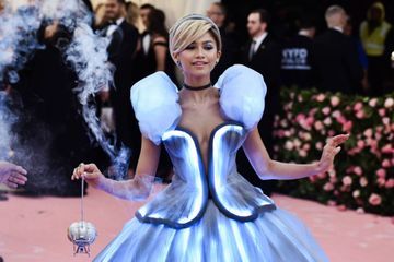 Zendaya absente au prochain gala du MET, retour sur ses looks les plus époustouflants