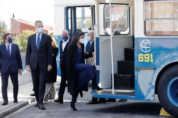 Letizia et Felipe VI, rendez-vous à l'arrêt de bus