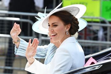 Kate Middleton si chic au jubilé, la duchesse en tenue recyclée, avec les bijoux de Diana