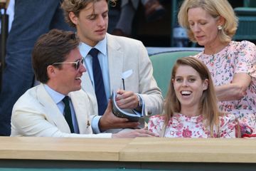 La princesse Beatrice à Wimbledon, rires et robe fleurie avec Edoardo