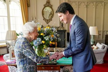 La reine Elizabeth II a reçu Justin Trudeau, ce lundi après-midi, à Windsor