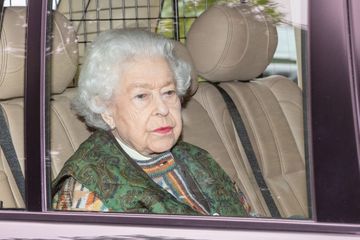 La reine Elizabeth II a terminé ses petites vacances et retrouvé son château de Windsor
