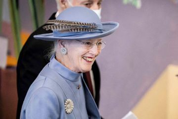 Royal Style - Margrethe II était parée de deux broches chères à son coeur pour son Jubilé d'or