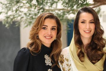 La reine Rania très excitée d'accueillir Rajwa, sa «troisième fille»