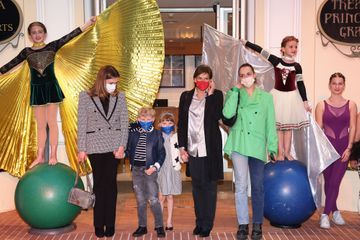 Jacques et Gabriella, soirée au cirque avec la princesse Stéphanie et ses filles