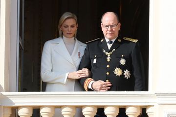Charlène ne s’est pas exilée dans un accès de colère, dément le prince Albert