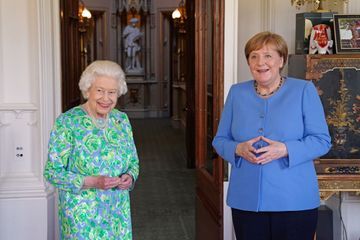 Elizabeth II a reçu Angela Merkel à Windsor pour lui dire bye-bye