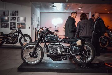 Motos d'exception au Midnight Garage Festival à Paris