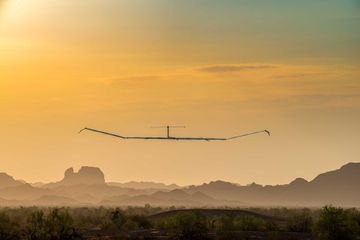 Le drone d'Airbus propulsé à l'énergie solaire s'écrase après un vol record